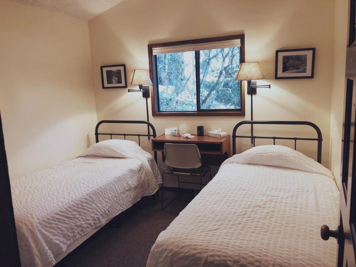 The Smith Creek Village Outdoor Hotel At Silver Falls State Park Sublimity 外观 照片